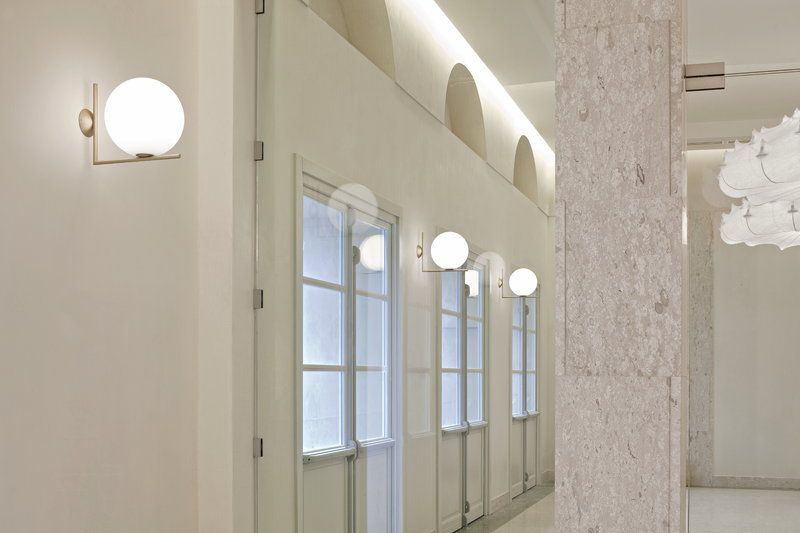Flos ic wall outlet light