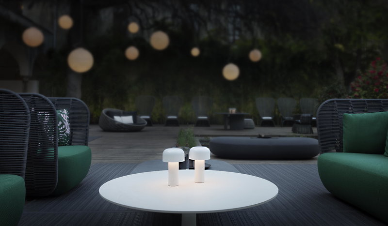 Flos Bellhop table lamp, white | Finnish Design Shop