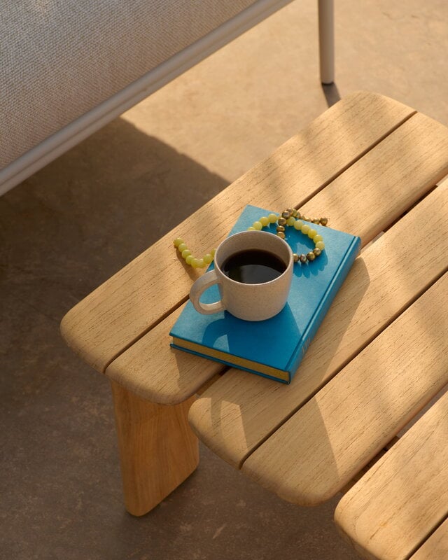 Muuto Assemble coffee table, 55 x 55 cm, teak, decoration image