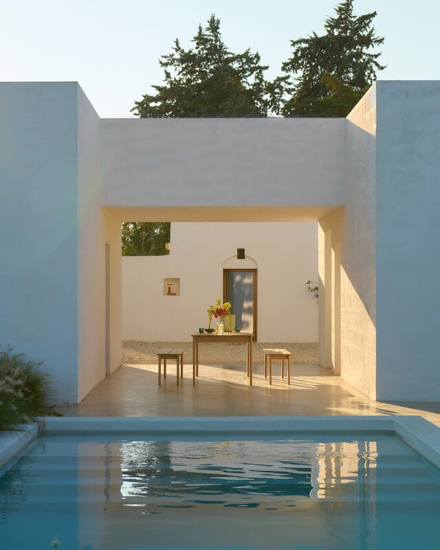 Muuto Assemble bench, 180 x 36,5 cm, teak, decoration image