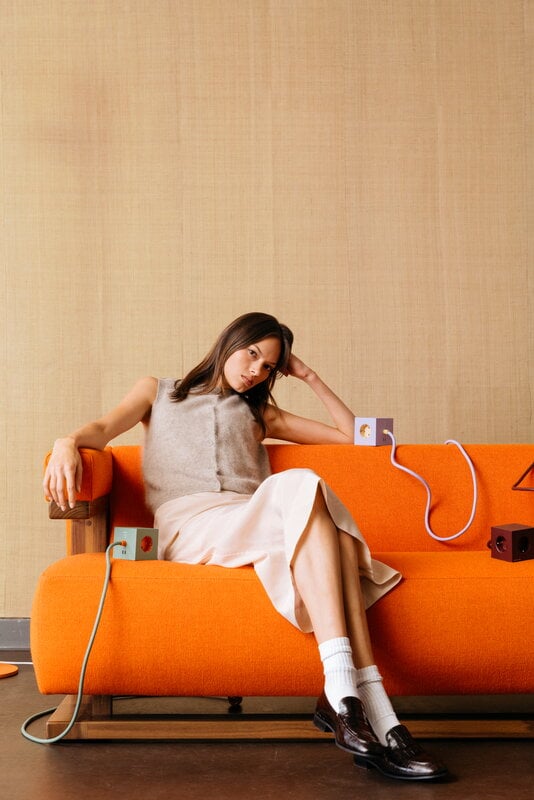 Avolt Square 1 USB-C extensión, 1,8 m, gecko bloom, Avolt x Bauhaus-Archiv, imagen de decoración