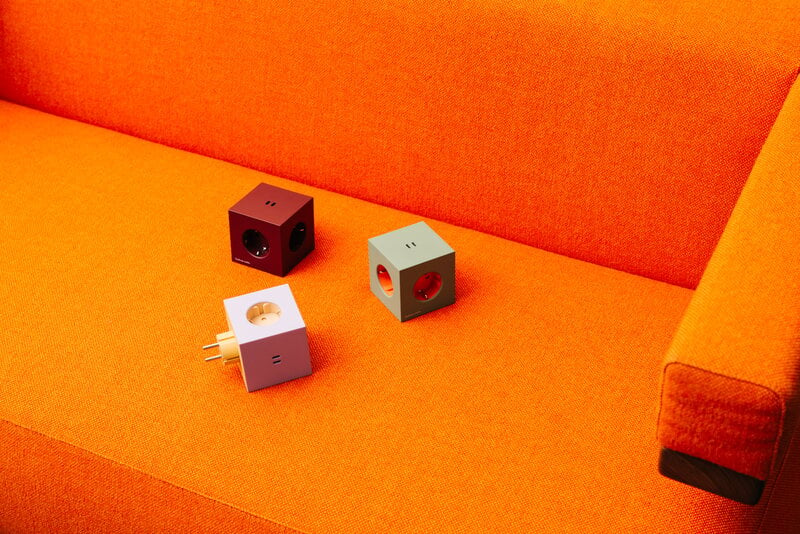 Avolt Square 2 USB-C wall socket extender, gecko bloom, Avolt x Bauhaus-Archiv, decoration image