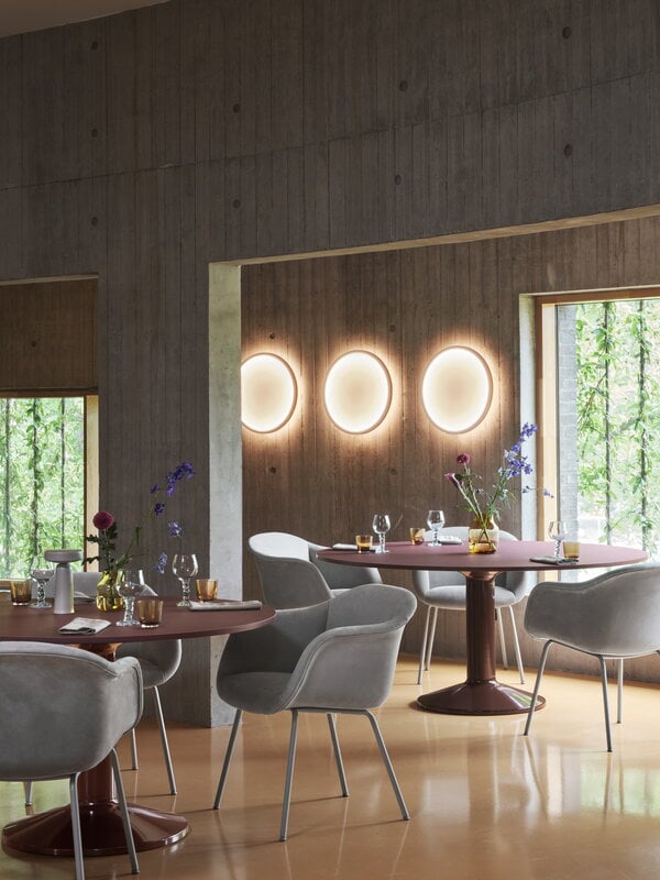 Muuto Midst table, 160 cm, dark red linoleum - dark red, decoration image