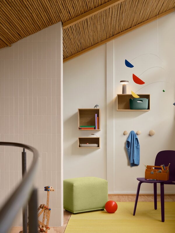 Muuto Mini Stacked 2.0, small, oak , decoration image