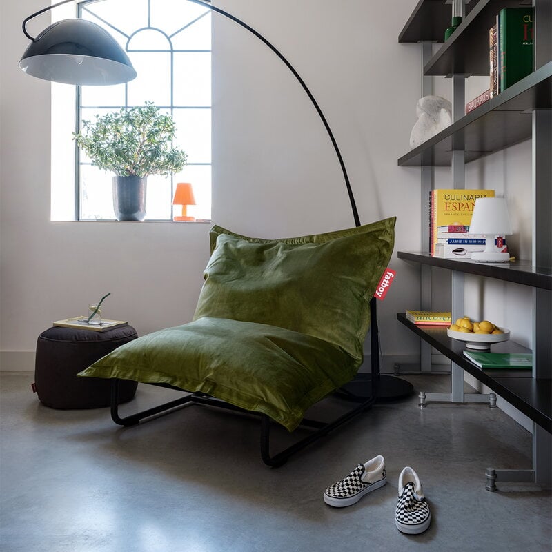 Fatboy Original Slim Velvet Recycled bean bag, deep green, decoration image