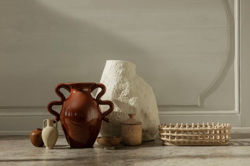 ferm LIVING Verso table vase, terracotta | Finnish Design Shop