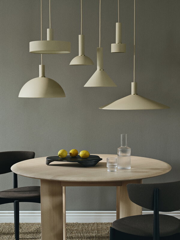Ferm Living Socket Pendant High, riippuvalaisin, cashmere, näkymä 2