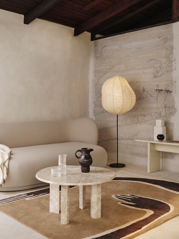 Ferm Living Pose tufted rug, 140 x 200 cm, dark coffee - off-white, decoration image