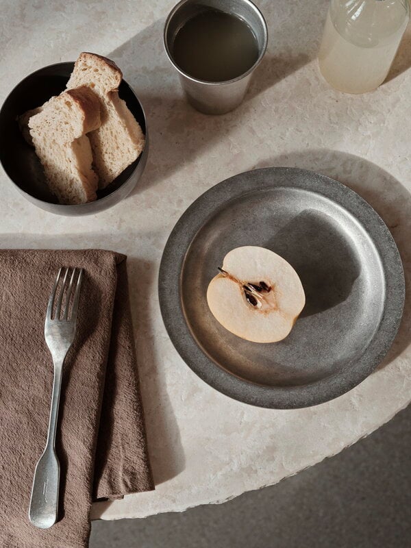 Ferm Living Tumbled Schale, 12,5 cm, Edelstahl, dekorationsbild