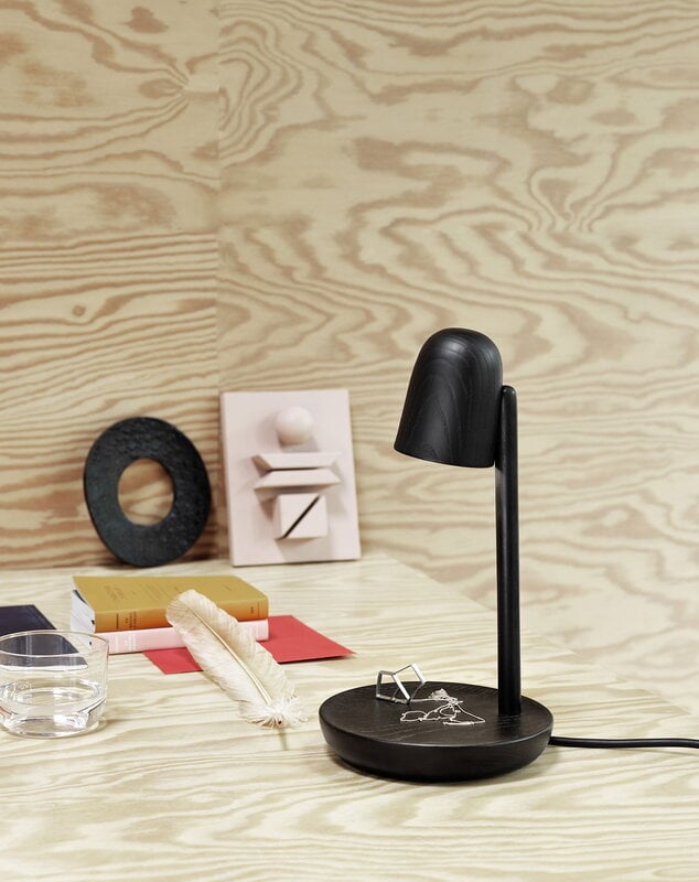 Muuto Focus table lamp, black, decoration image