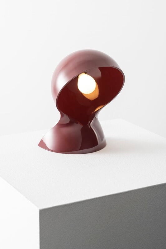 Artemide Dalù table lamp, ruby red, special edition, view 3