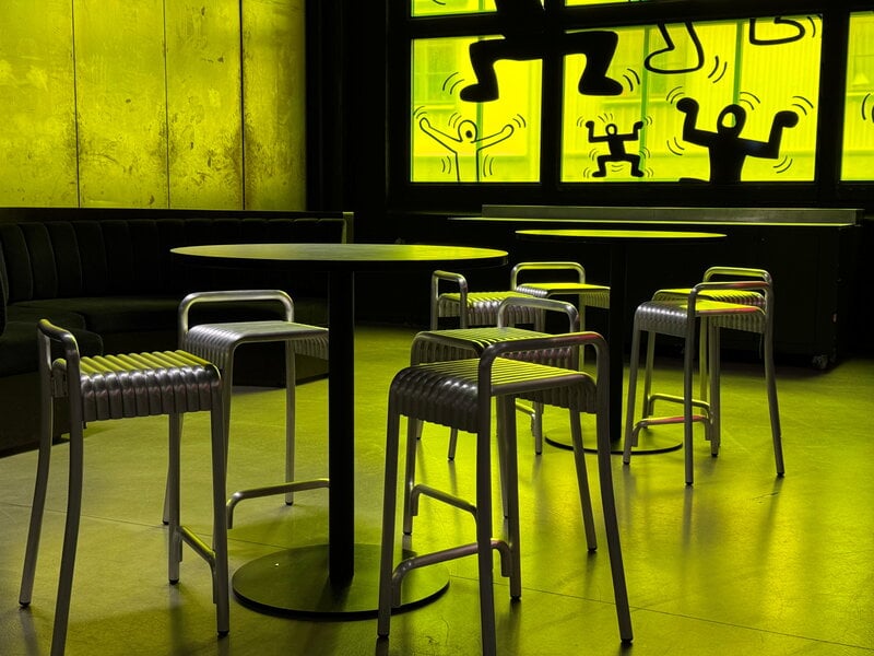Bebó Objects Kane counter stool, 65 cm, aluminum, decoration image
