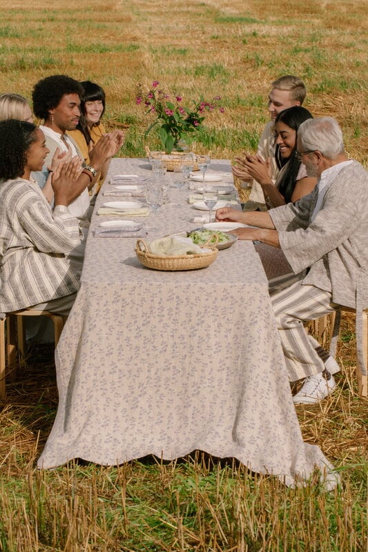 Lapuan Kankurit Meirami table cloth/throw, 145 x 260 cm, gold - lavender, decoration image