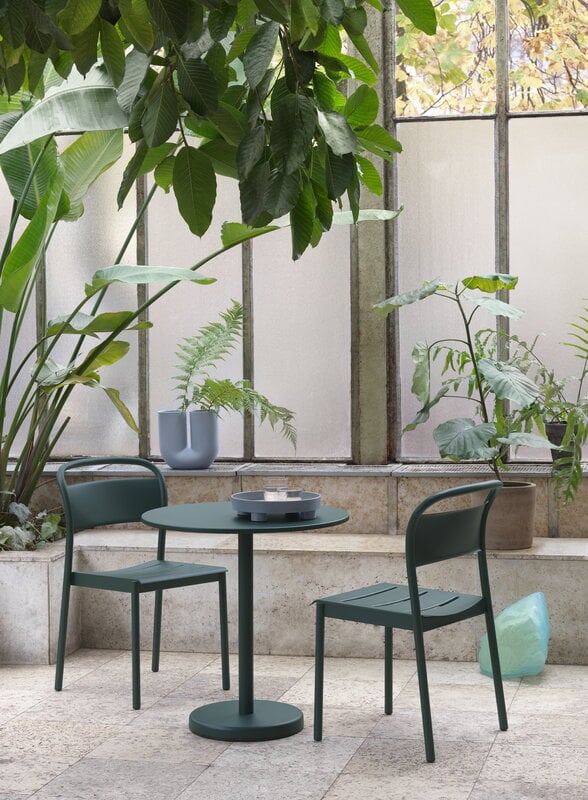 Muuto Linear Steel Café table, 70 cm, dark green, decoration image