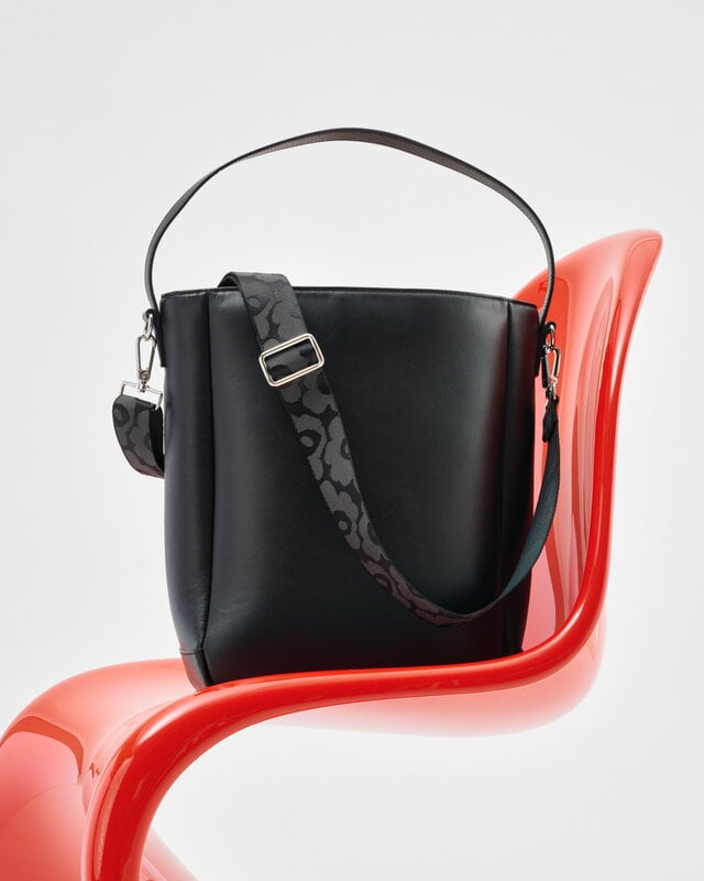 Marimekko Gratha Tote shoulder bag, black leather, view 5