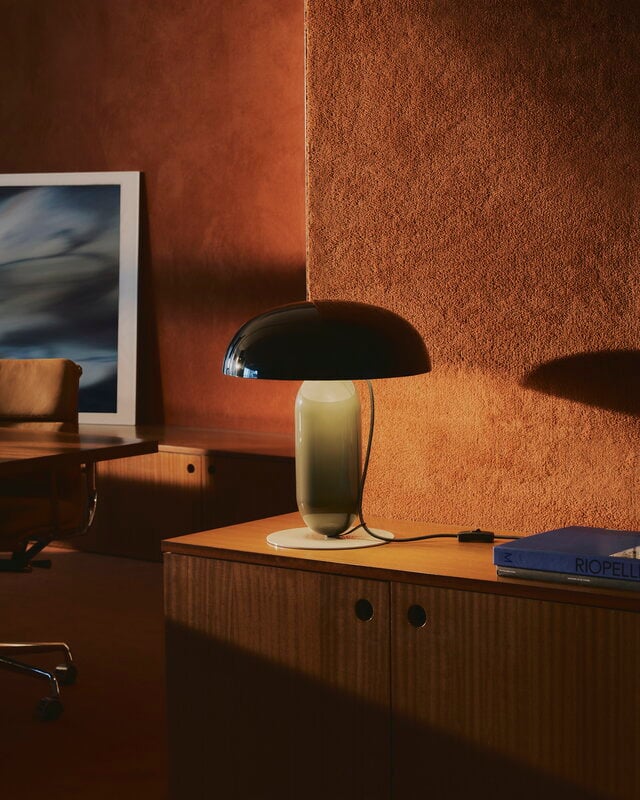 Marset Gambosa M lámpara de mesa, negro - gris pardo, imagen de decoración