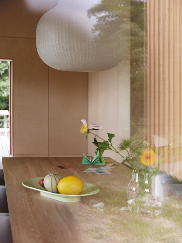 Muuto Silent vase, 20 cm, clear, decoration image