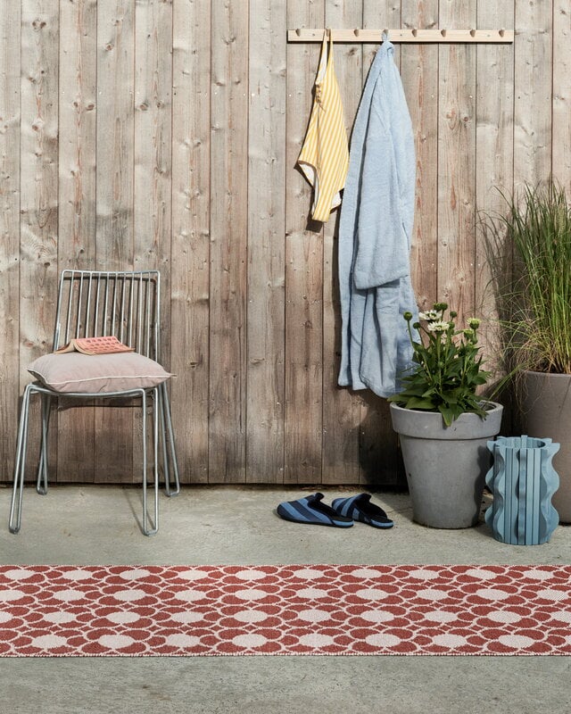 Pappelina Anya runner rug, brick - pearl pink, decoration image