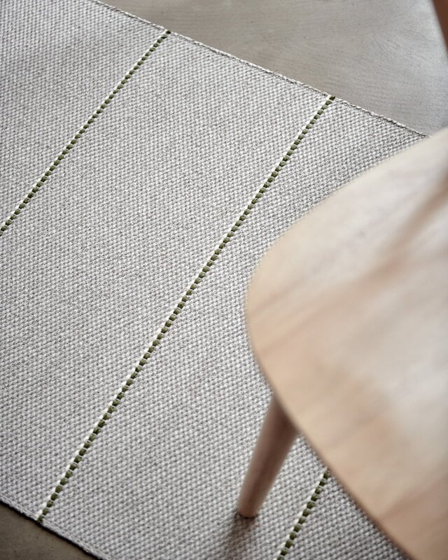 Pappelina Lea runner rug, linen - pine - vanilla, decoration image