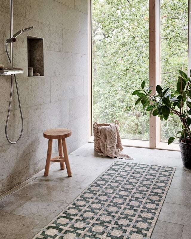 Pappelina Tom runner rug, leaf - cream - sage, decoration image