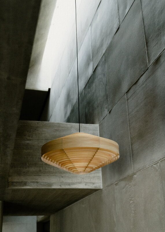 Vaarnii 1003 Hans pendant, 60 cm, pine, decoration image