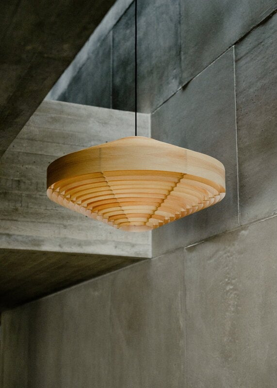 Vaarnii 1003 Hans pendant, 60 cm, pine | Finnish Design Shop