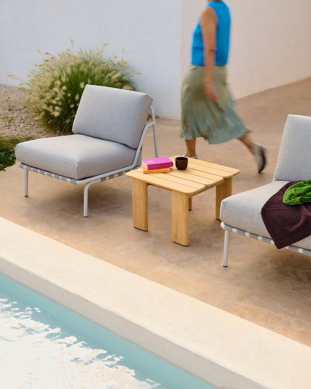 Muuto Assemble coffee table, 55 x 55 cm, teak, decoration image
