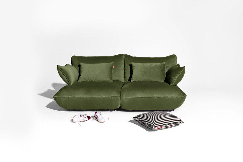 Fatboy King Velvet Recycled pillow, deep green, decoration image