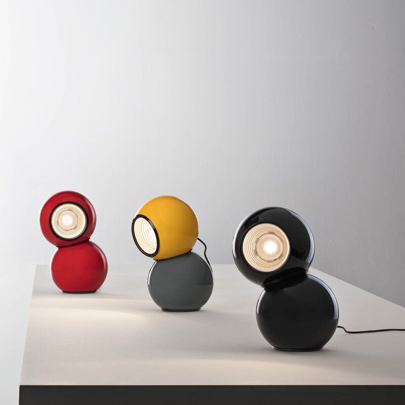 Stilnovo Gravitino table lamp, polished black, decoration image