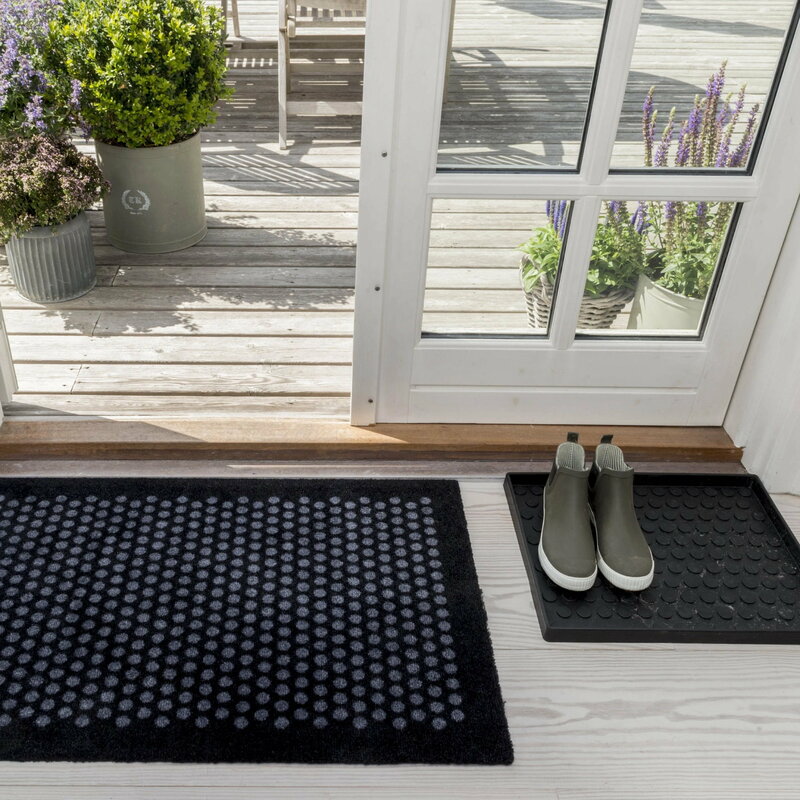 Entrance mat on request size, cleans even very dirty shoes - Profolio