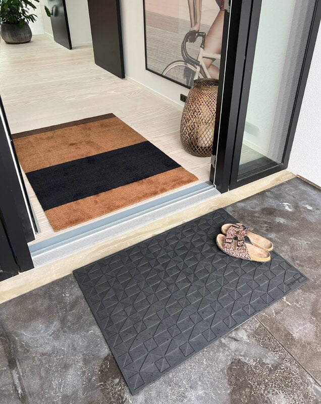 Tica Copenhagen Graphic doormat, 60 x 90 cm, black, decoration image