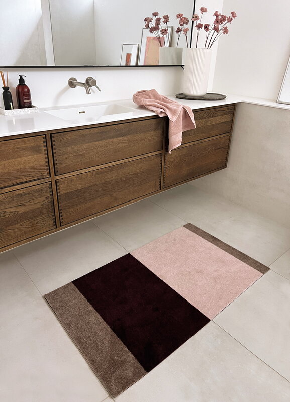 Tica Copenhagen Tapis Stripes horizontal, 67 x 120 cm, sable - bordeaux - rose, image décorative