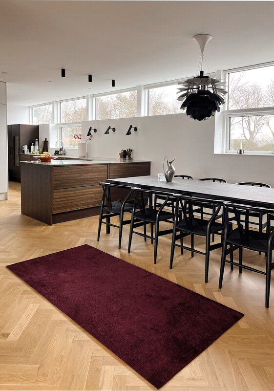 Tica Copenhagen Uni Farbteppich, 90 x 200 cm, bordeaux, dekorationsbild