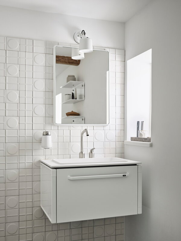 Vipp VIPP524 seinävalaisin, valkoinen, näkymä 2
