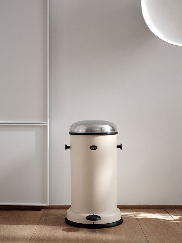 Vipp VIPP15 pedal bin, 14 L, beige, decoration image