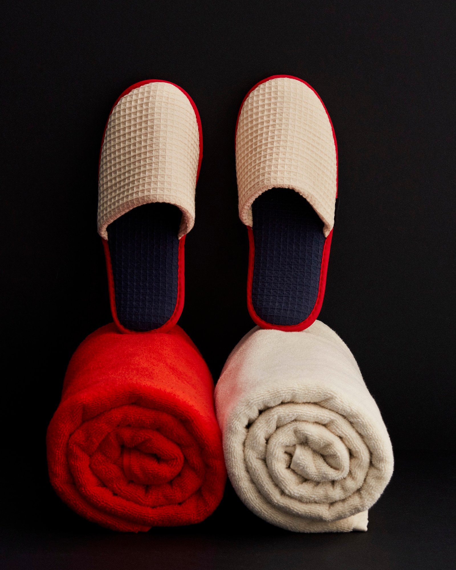 Waffle slippers, one size, cream multi