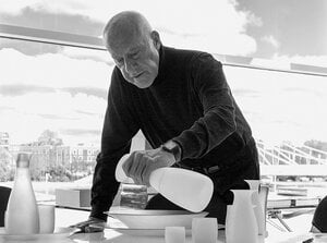 Norman Foster, designer