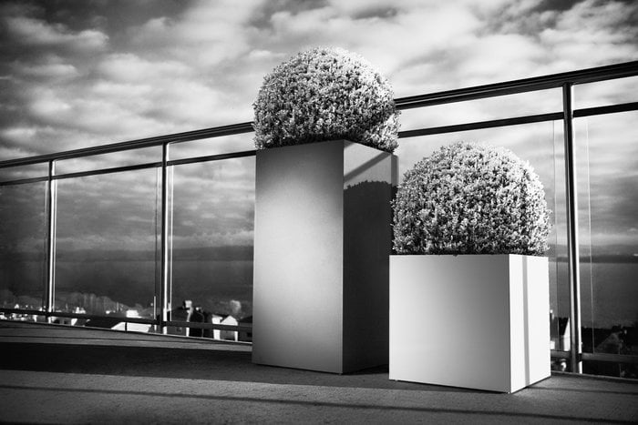 Terrace Röshults Grey Black Aluminium Linné