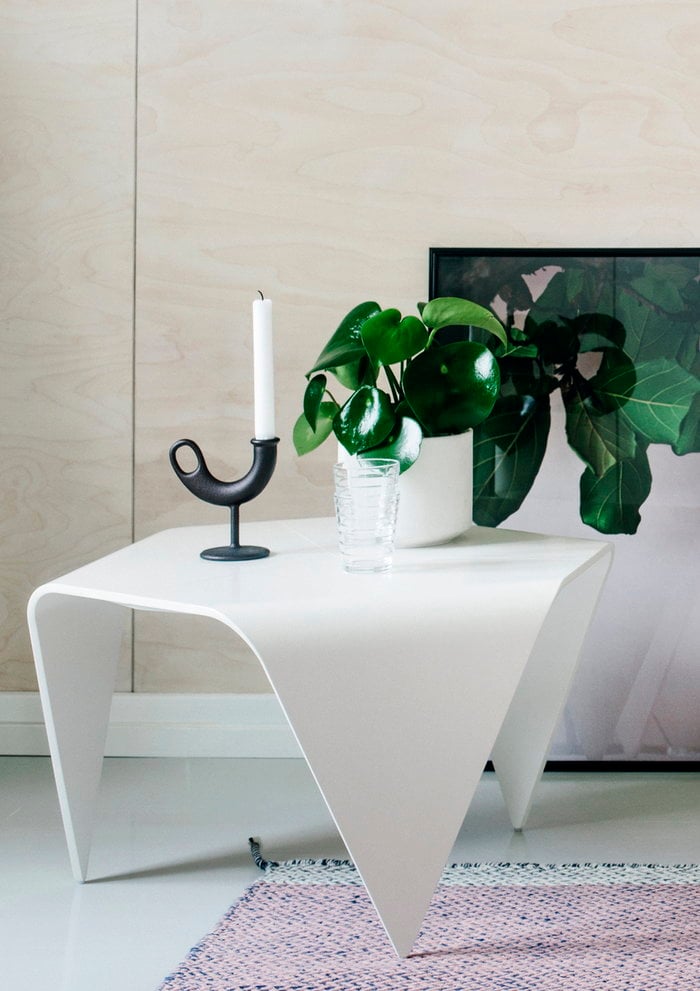 Houseplants Candles Posters Artek Nedre Foss Iittala Muuto Paper Collective White Black Clear Light red Green Birch Cast iron Glass Wool Paper Trienna Aino Aalto Posters