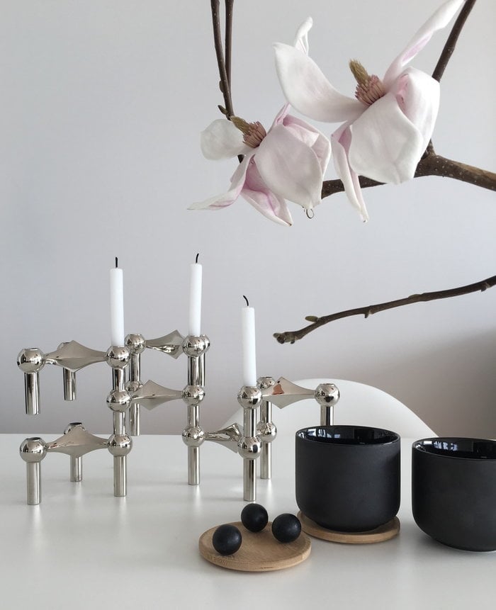 Houseplants Tablesetting Teamoment Holidays Candles STOFF Copenhagen Stelton White Black Ceramic Theo