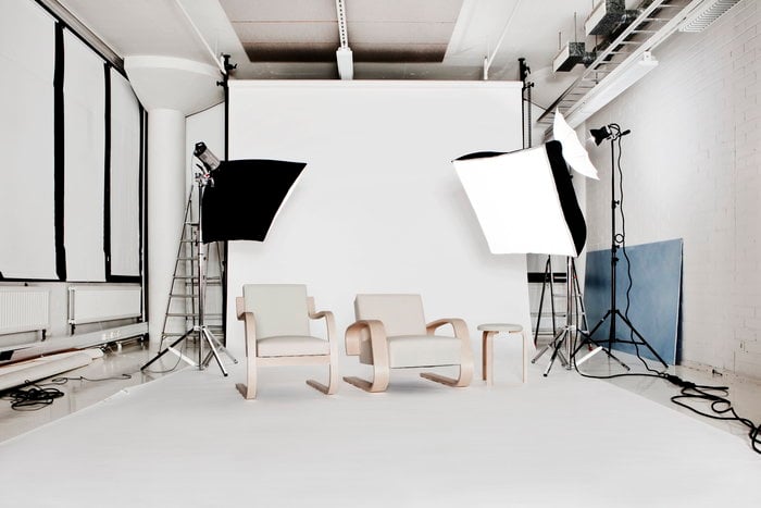 Details Artek White Birch Aalto liounge chairs