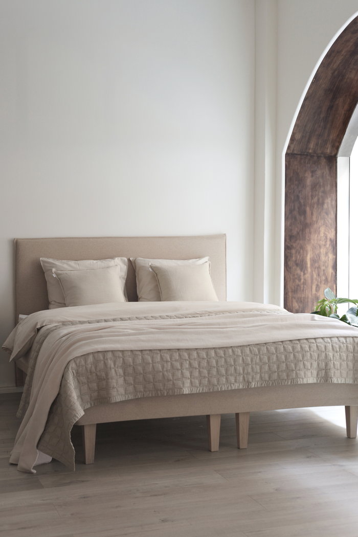 Bedroom Matri Beige White Cotton Wool