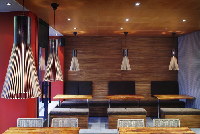 Diningroom Publicspaces Secto Design Black Birch Secto