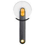 Fiskars Functional Form pizza wheel, view 3