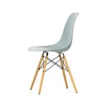 Vitra Eames DSW tuoli, light grey - vaahtera