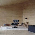 Vitra Eames Lounge Chair, nuove dimensioni, noce - pelle nera