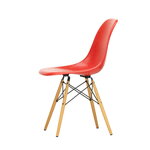 Vitra Eames DSW Fiberglass tuoli, classic red - vaahtera