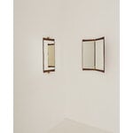 GUBI Specchio da parete Vanity, 2 pannelli, noce - ottone