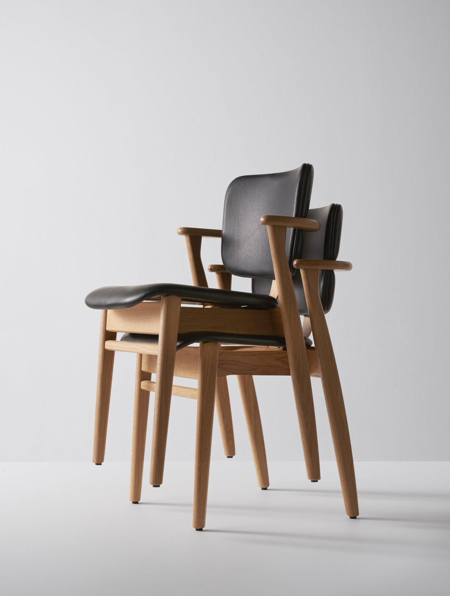 Artek Domus chair, lacquered oak - black leather, PU lacquer Artek Domus chair, lacquered oak - black leather, PU lacquer
