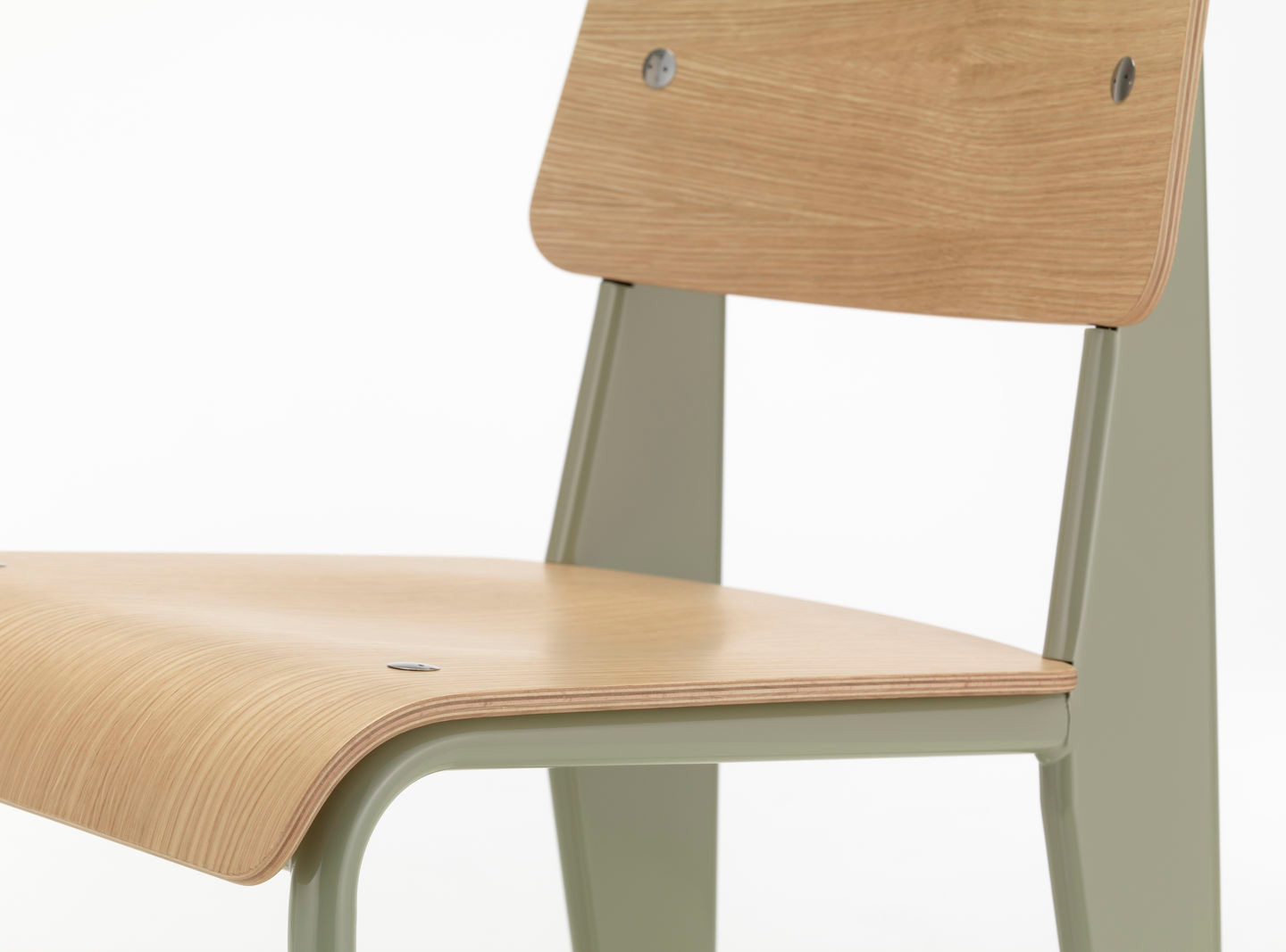 Vitra Standard chair, Prouvé Gris Vermeer - oak | Finnish Design Shop